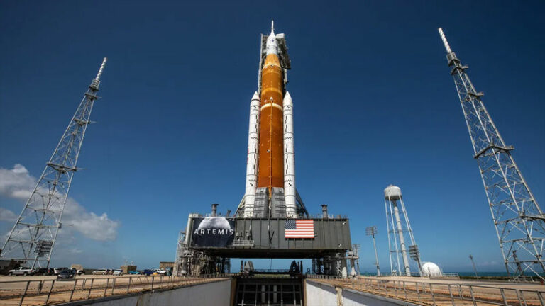 NASA: Αναβάλλεται ξανά η εκτόξευση του πυραύλου της αποστολής Artemis 1 λόγω λόγω κακοκαιρίας