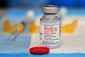 Κορωνοϊός: Η Ελβετία κατέστρεψε 10.3 εκατομμύρια δόσεις του εμβολίου της Moderna που έληξαν