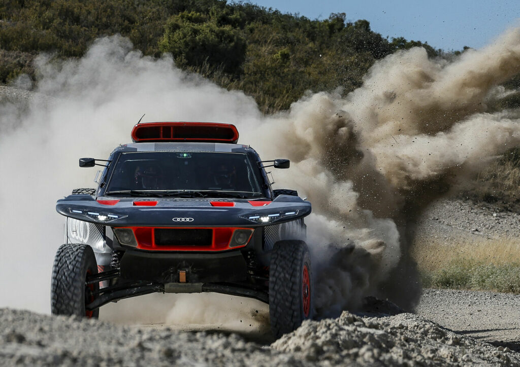 Audi RS Q E-Tron E2: Το θηρίο του Ντακάρ