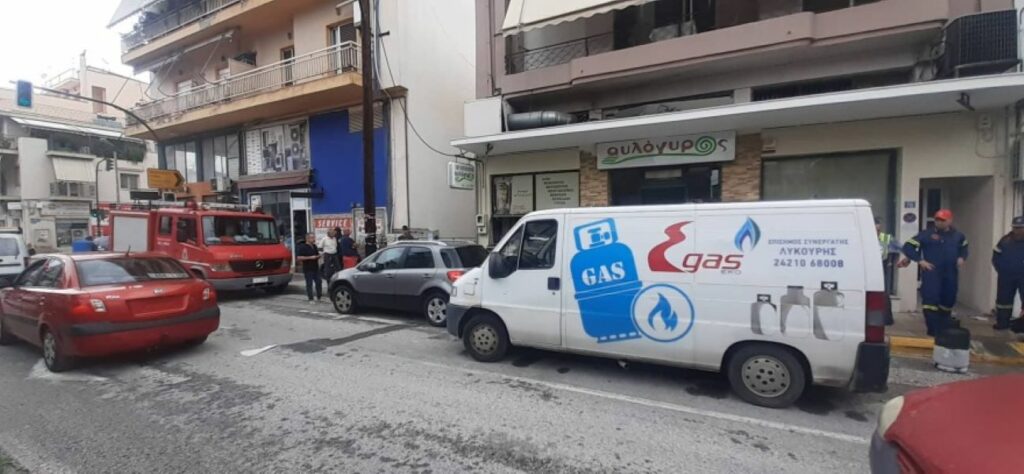 Έκρηξη μπουκάλας υγραερίου σε ψητοπωλείο - Δύο τραυματίες (Φωτογραφίες)