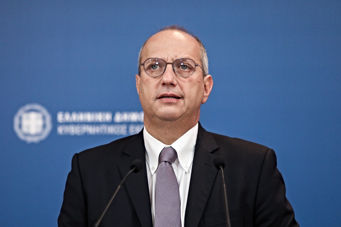 Γιάννης Οικονόμου, κυβερνητικός εκπρόσωπος.