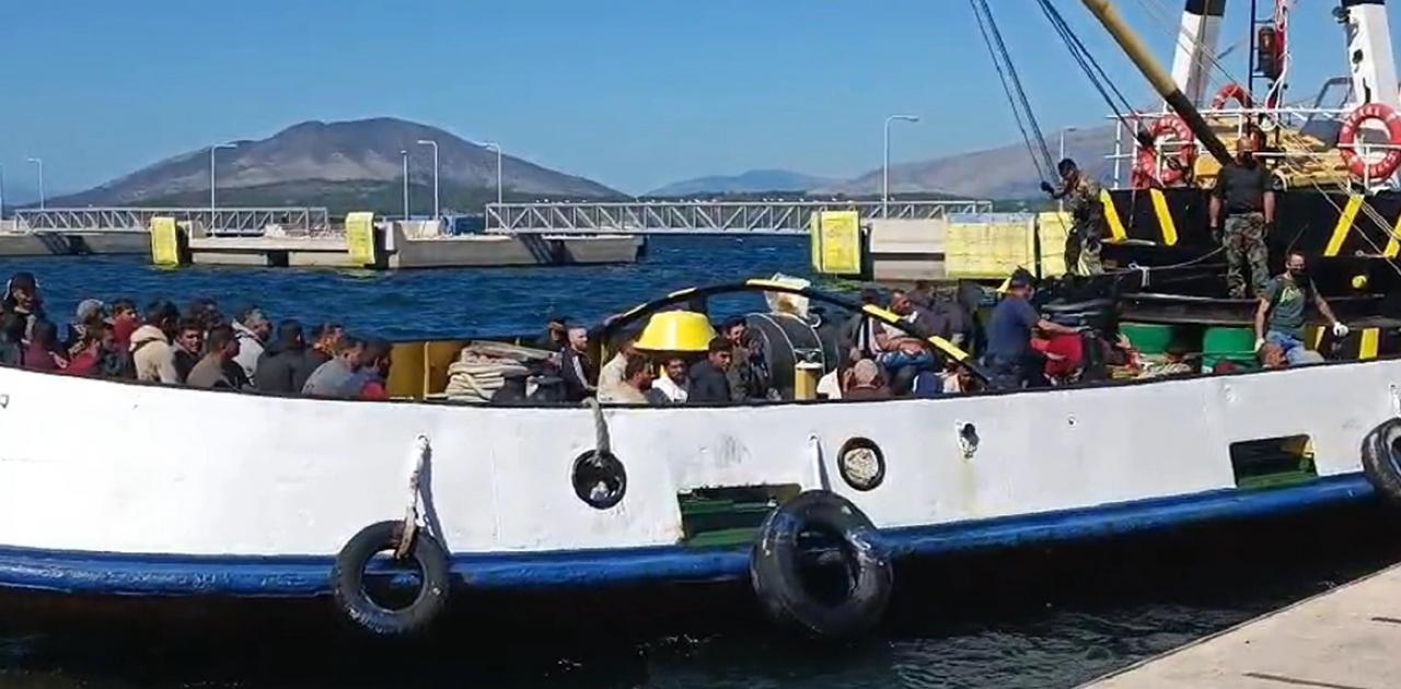 Ηγουμενίτσα: Έφτασαν οι 56 μετανάστες που διασώθηκαν στην Κεφαλονιά