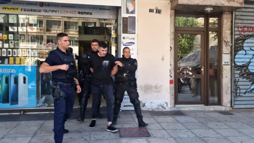 Θεσσαλονίκη: Απόπειρα ληστείας με ομήρους σε κατάστημα - Έγκαιρη η επέμβαση της ΕΛ.ΑΣ. (ΦΩΤΟ+ΒΙΝΤΕΟ)