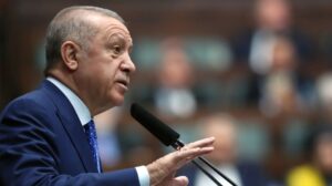 Ερντογάν εκνευρισμένος απαντά