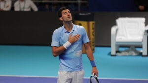 Astana Open: Ο Τζόκοβιτς νίκησε τον Τσιτσιπά στον τελικό - 90ος τίτλος για τον Σέρβο
