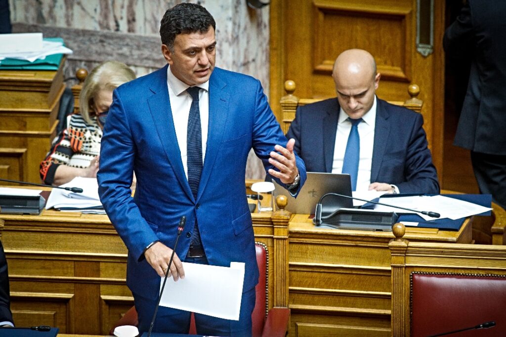 Βασίλης Κικίλιας.