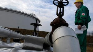 Συναγερμός στην Πολωνία - Διαρροή στον αγωγό πετρελαίου της Ντρούζμπα