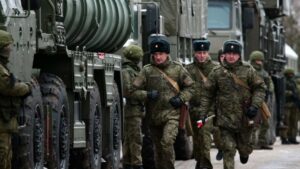 Λευκορωσία: Έφθασαν οι πρώτοι Ρώσοι στρατιώτες που θα συμμετάσχουν στο Μινσκ
