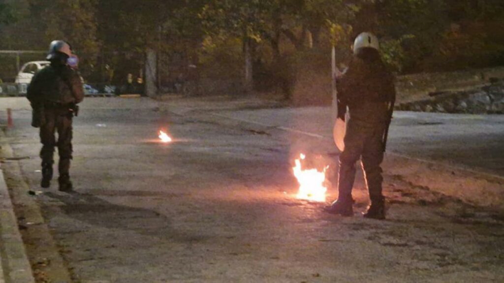 Θεσσαλονίκη: Βροχή από μολότοφ μετά την συναυλία του Λεξ