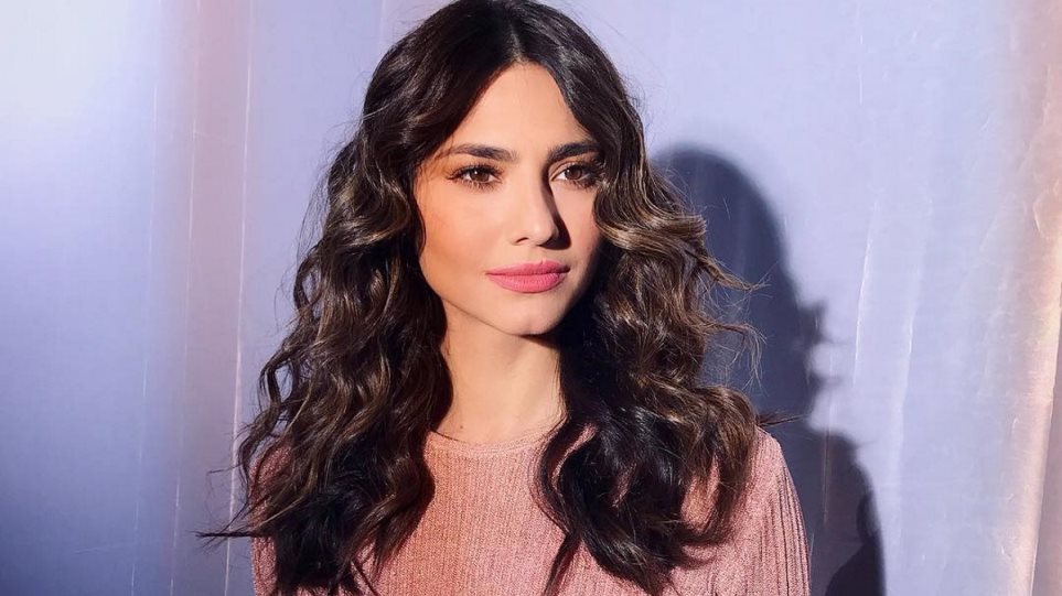 Η παρουσιάστρια του «Love Island» μίλησε στο «Outsiders» για την επιστροφή της από τη Νέα Υόρκη στην Ελλάδα αποκαλύπτοντας πως βίωνε μπούλινγκ και «ζούσε έναν εφιάλτη» στον χώρο εργασίας της.