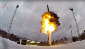Πυρηνικός συναγερμός - Η Ρωσία καταγγέλλει την Ουκρανία για χρήση «βρώμικης βόμβας»