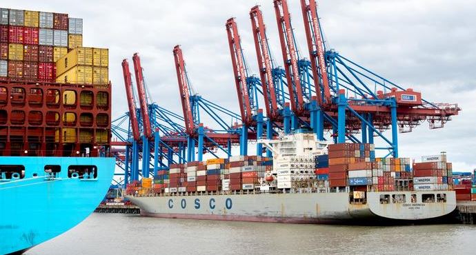 Πυρά κατά Σολτς για την είσοδο της Cosco στο λιμάνι του Αμβούργου - Παρέμβαση και από ΗΠΑ