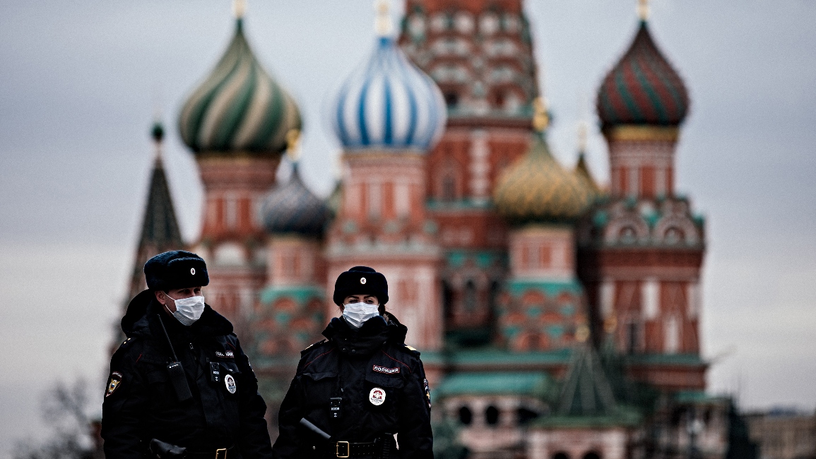 Ρωσία: Δημόσιοι υπάλληλοι εγκαταλείπουν μαζικά τη χώρα μετά την επιστράτευση
