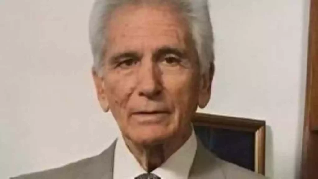 221029182347_Δημήτρης-Δωρής