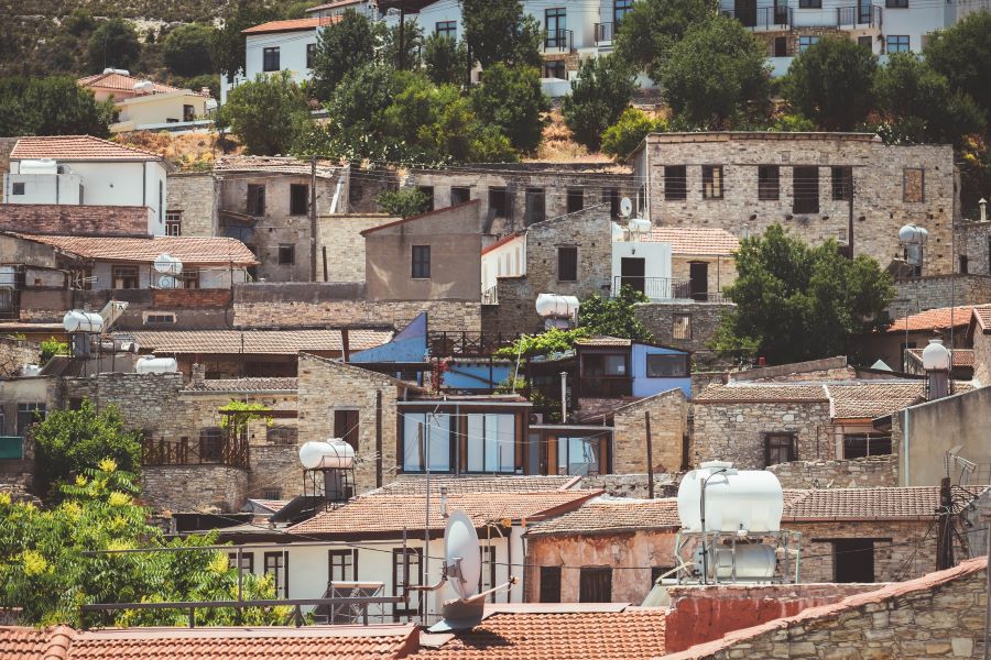 Στο «κόκκινο» η πληρότητα για το τριήμερο της 28ης Οκτωβρίου - Οι πιο δημοφιλείς προορισμοί