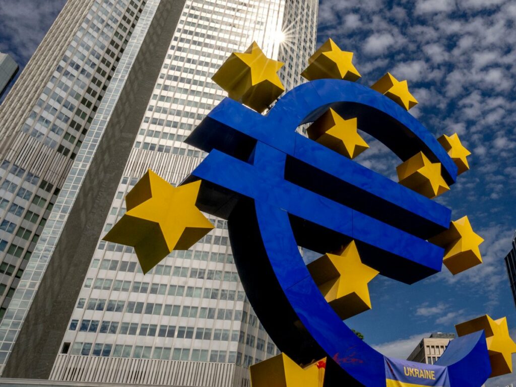 Προς νέα μεγάλη αύξηση επιτοκίων