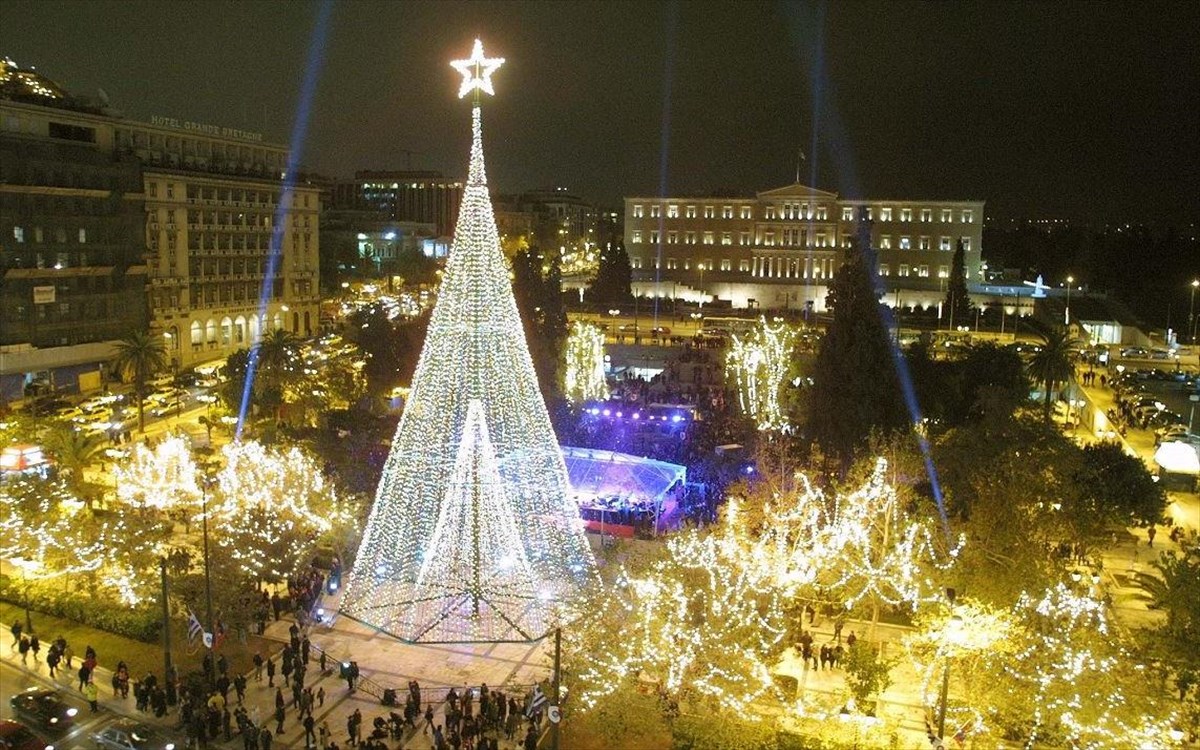 Τι θα γίνει φέτος με τον χριστουγεννιάτικο στολισμό της Αθήνας -Πώς θα στολιστεί η πρωτεύουσα