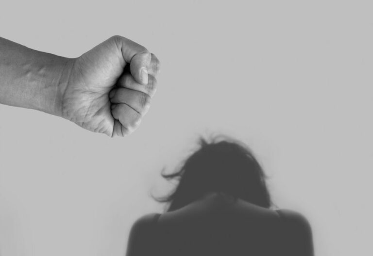 Ζάκυνθος: Στον εισαγγελέα μητέρα για την κακοποίηση των δύο παιδιών της