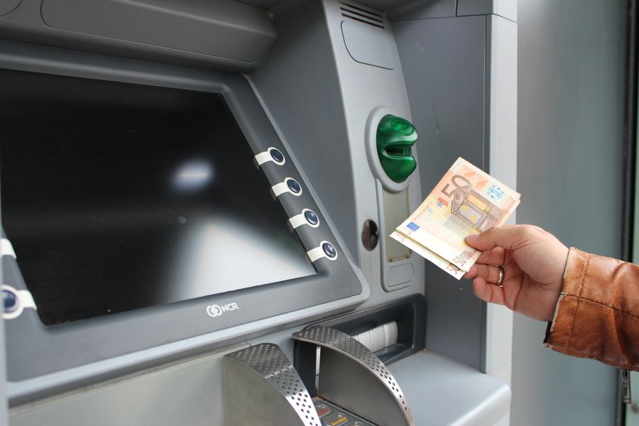 Επιταγή ακρίβειας: Πότε θα πληρωθούν οι δικαιούχοι των 250 ευρώ - Ποιοι θα πάρουν «διπλή δόση»