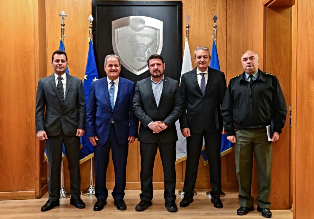 Νίκος Χαρδαλιάς, ηγεσία Υπουργείων Άμυνας Ελλάδας και Κύπρου.