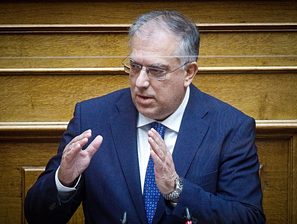 Θεοδωρικάκος: Κατέθεσε μήνυση για συκοφαντία - «Θα τους πάω μέχρι τέλους»