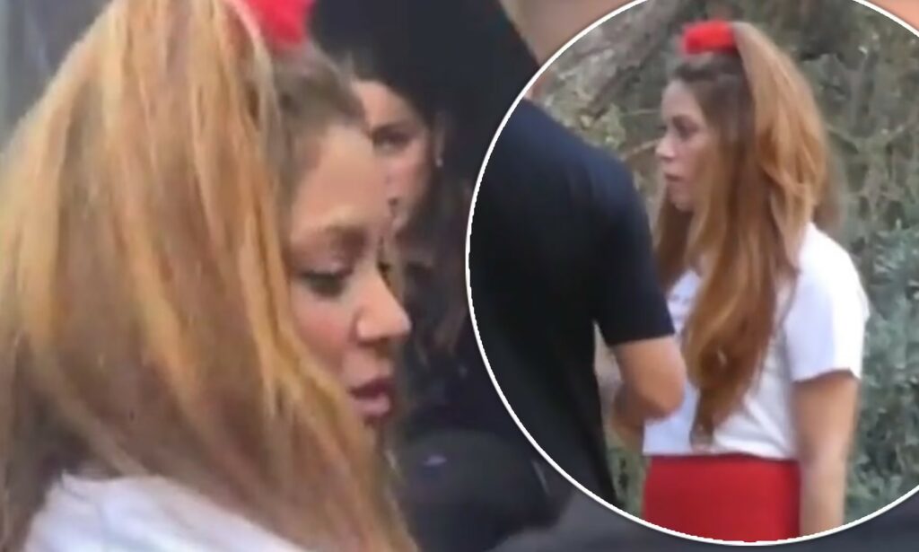 Σακίρα: Προσπέρασε «ουρά» για να μπει πρώτη στον «Πύργο του Τρόμου»