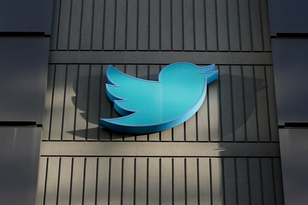 Ξεκινά η… «Μεγάλη Απόλυση» στο Twitter – Δείτε το μήνυμα σοκ προς τους εργαζομένους