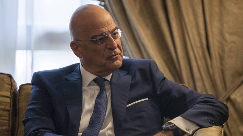 Κύκλοι Δένδια: «Αδιανόητο να υπονοείται ότι ο πρωθυπουργός παρακολουθούσε τον ΥΠΕΞ»