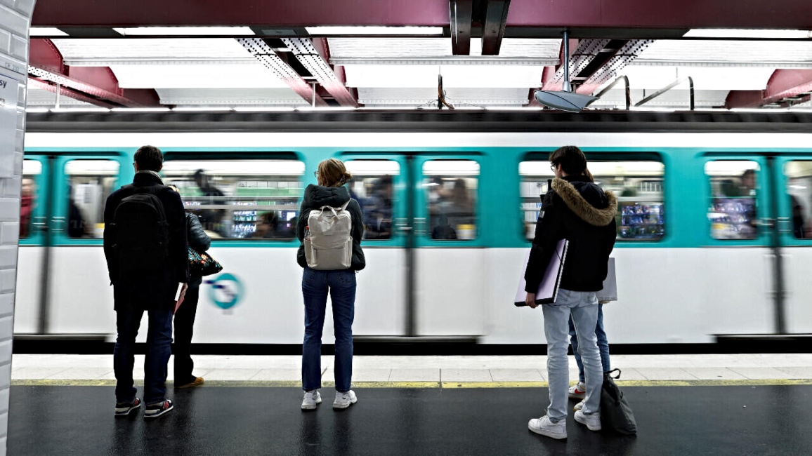 Παρίσι, απεργία των εργαζομένων στο μετρό.