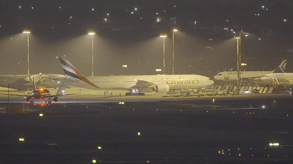 221111083417_emirates