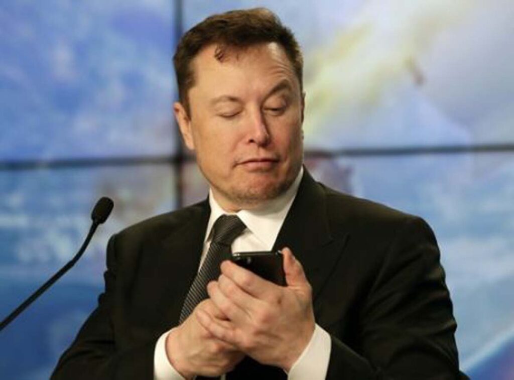 221111092734_mask-elon