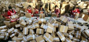 'Ημέρα των Εργένηδων': Οι κινέζοι ξοδεύουν δισεκατομμύρια παρά την επιβράδυνση της οικονομίας