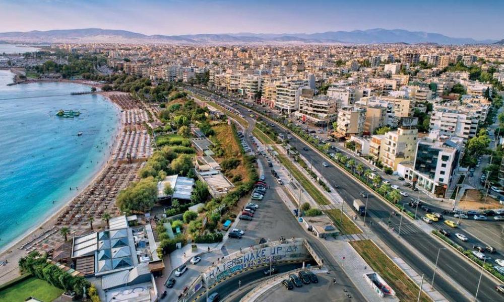 Η «νομιμότητα» στην παραλιακή και το «αβαντάρισμα» συγκεκριμένων επιχειρήσεων