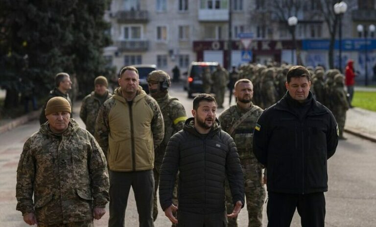 Πόλεμος στην Ουκρανία: Ναρκοπέδιο το 30% της επικράτειας- Ο Ζελένσκι απέκλεισε το ενδεχόμενο ανακωχής