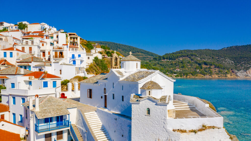 Σκόπελος: «Πρωταγωνίστησε» στη βρετανική τηλεόραση (βίντεο)