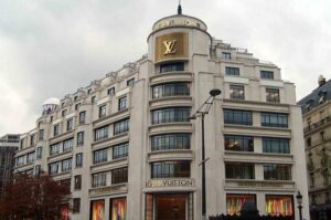 Louis Vuitton: Αποκαλύπτει το πρώτο της ξενοδοχείο
