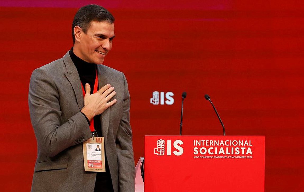 Ο Πέδρο Σάντσεθ εξελέγη δια βοής νέος πρόεδρος της Σοσιαλιστικής Διεθνούς