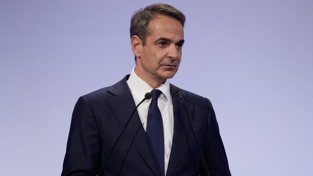 221126105807_mitsotakis_6