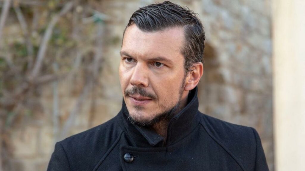 Ιωάννης Παπαζήσης