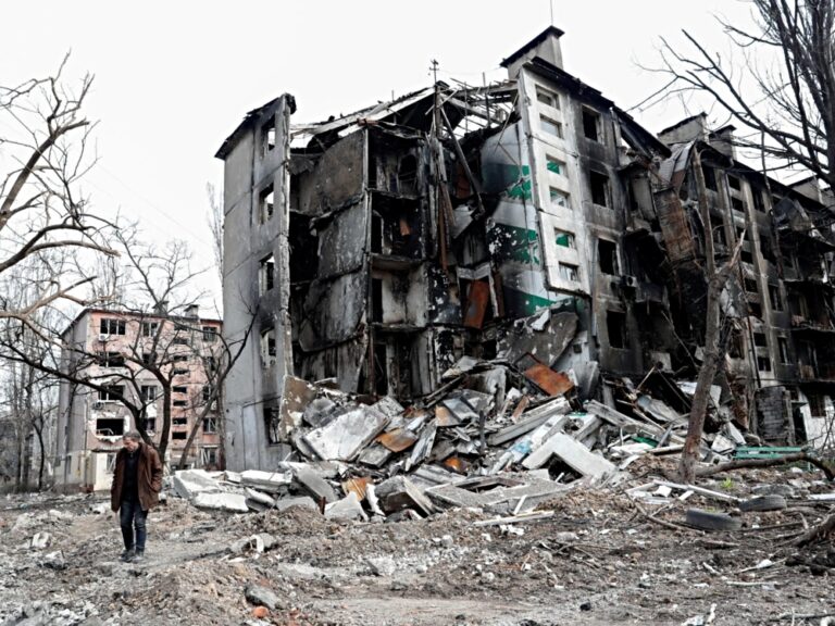 Σειρήνες σε όλη την Ουκρανία - Σφοδροί ρωσικοί βομβαρδισμοί - Χωρίς ρεύμα η Χερσώνα