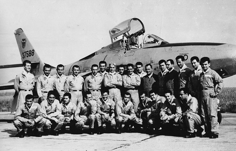 Πέθανε ο θρυλικός πιλότος Κωνσταντίνος Χατζηλάκος, ο τελευταίος επιζών του Β΄ Παγκοσμίου Πολέμου