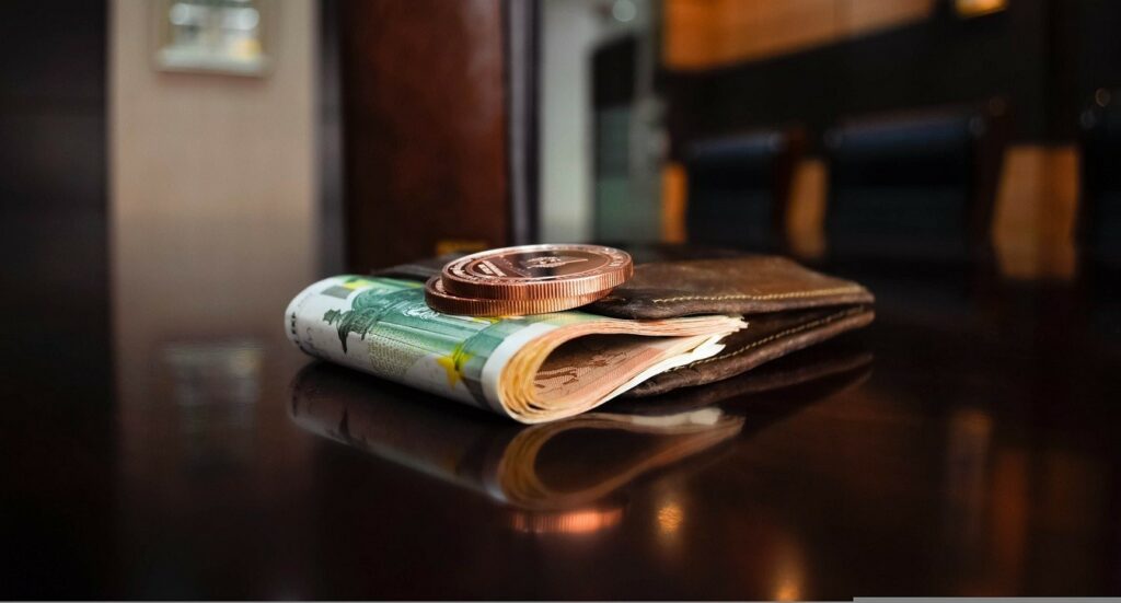 Πακέτο στήριξης 800 εκατ. ευρώ έως το καλοκαίρι