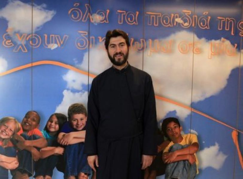 Κιβωτός του Κόσμου - Πατέρας Αντώνιος: «Δεν έχω ακουμπήσει ποτέ παιδί, ποιος κρύβεται πίσω από τις επιθέσεις»