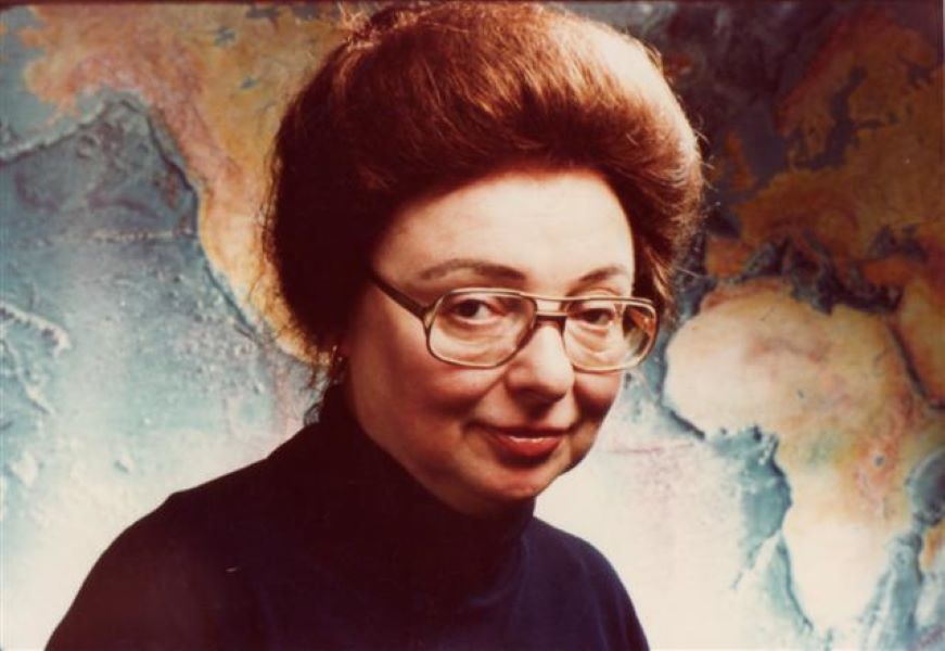 Marie Tharp: Με google doodle τιμάται η αμερικανίδα γεωλόγος και ωκεανογράφος χαρτογράφος