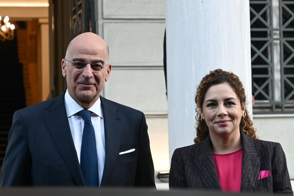 Νίκος Δένδιας: Συναντήθηκε με την ΥΠΕΞ της Αλβανίας