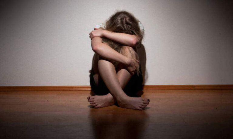 Μεσσηνία: 17χρονος κατηγορείται ότι βίασε την 9χρονη ανηψιά του