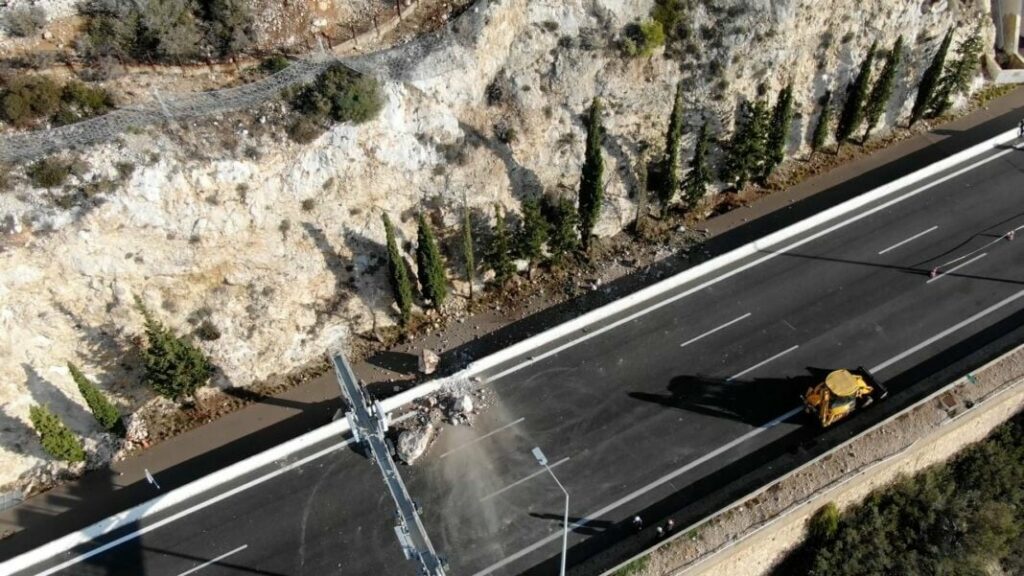 Κακιά Σκάλα: Μπήκε στην κυκλοφορία η μεσαία λωρίδα
