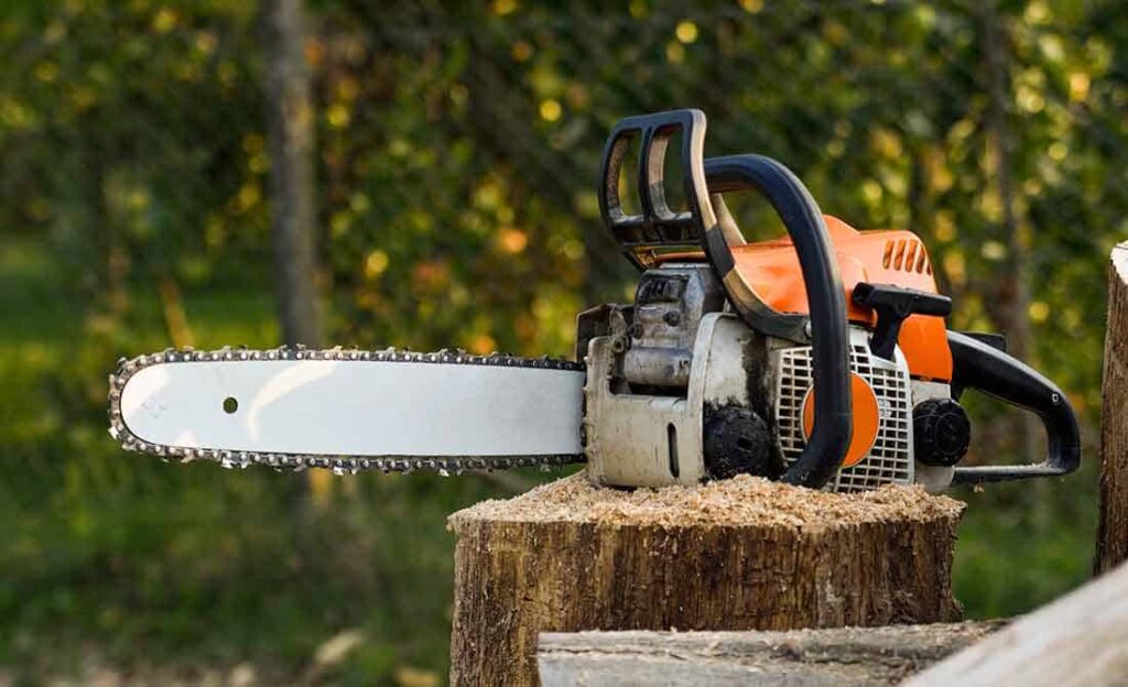 Βόλος: Πήγε να σφάξει με αλυσοπρίονο εργαζόμενη στον Δήμο