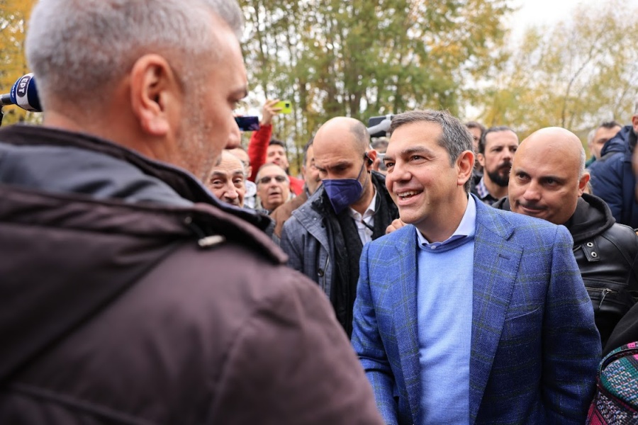 Τσίπρας από Καστοριά: Δεν μυρίζει απλά εκλογές, μυρίζει αλλαγή
