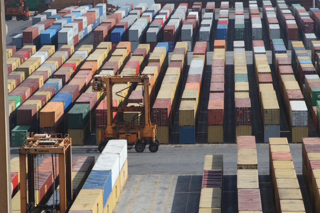 ΣΕΒΕ: Τα 45 δισ. ευρώ ξεπέρασαν οι εξαγωγές το δεκάμηνο του 2022
